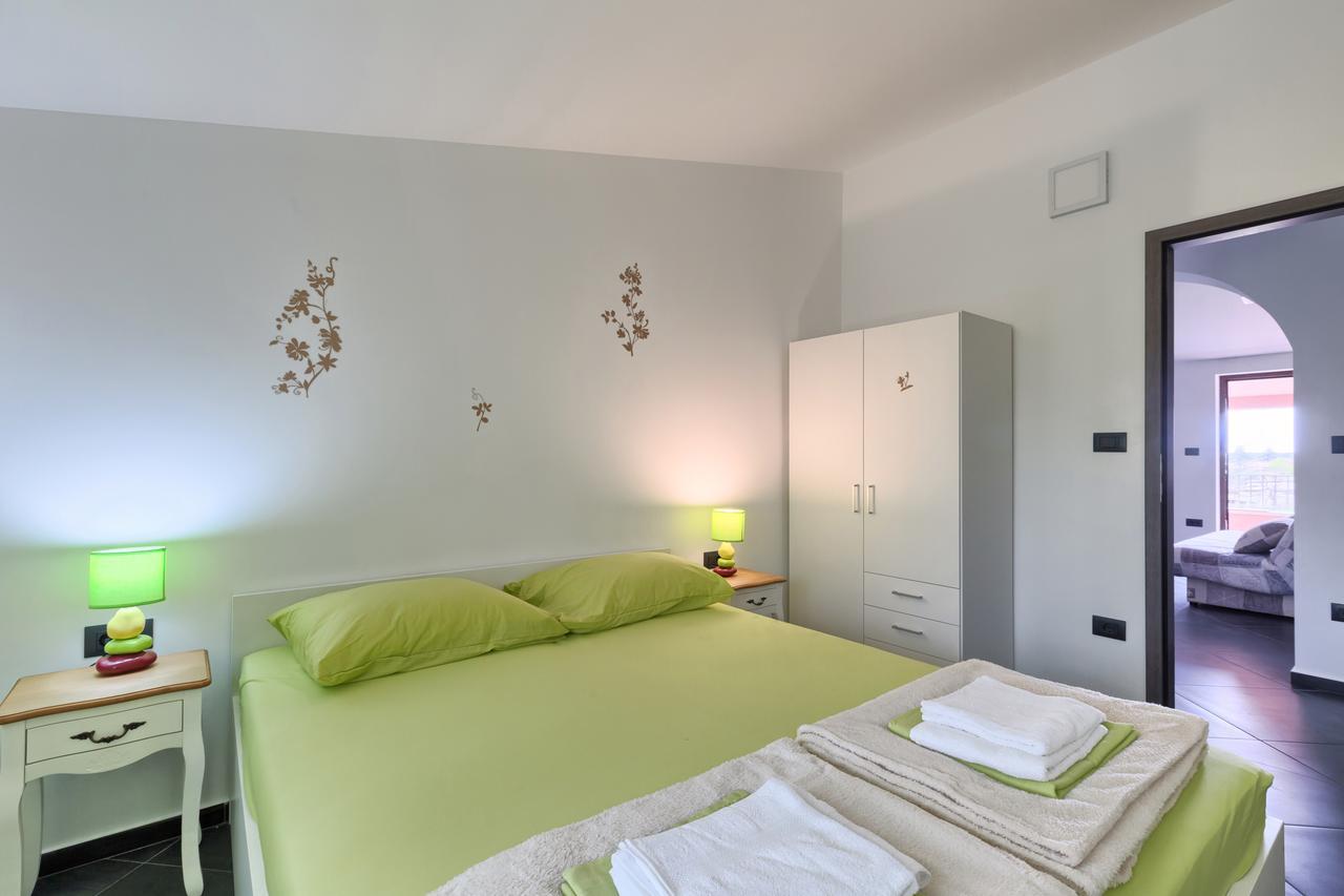 Apartments Ines Pula Exterior photo